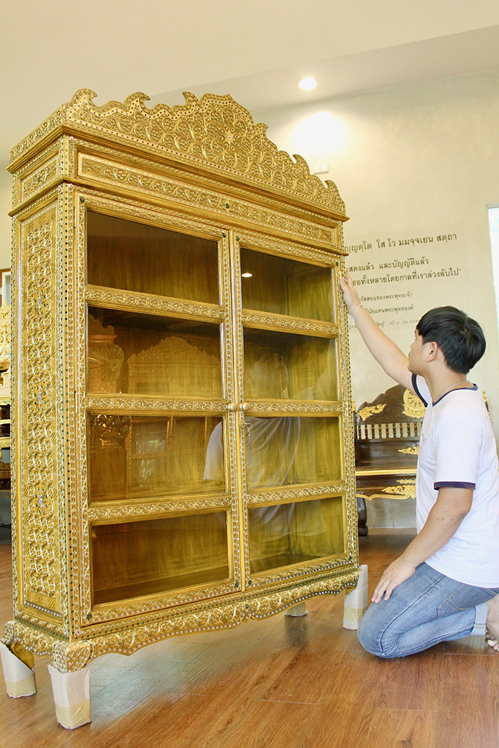 ตู้พระไตรปิฎก สำหรับ ใส่หนังสือพระไตรปิฎก 91 เล่ม