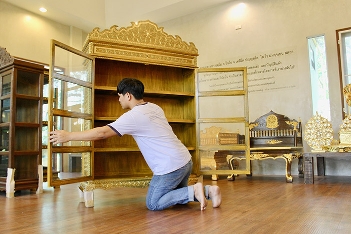 ตู้พระไตรปิฎก สำหรับ ใส่หนังสือพระไตรปิฎก 91 เล่ม