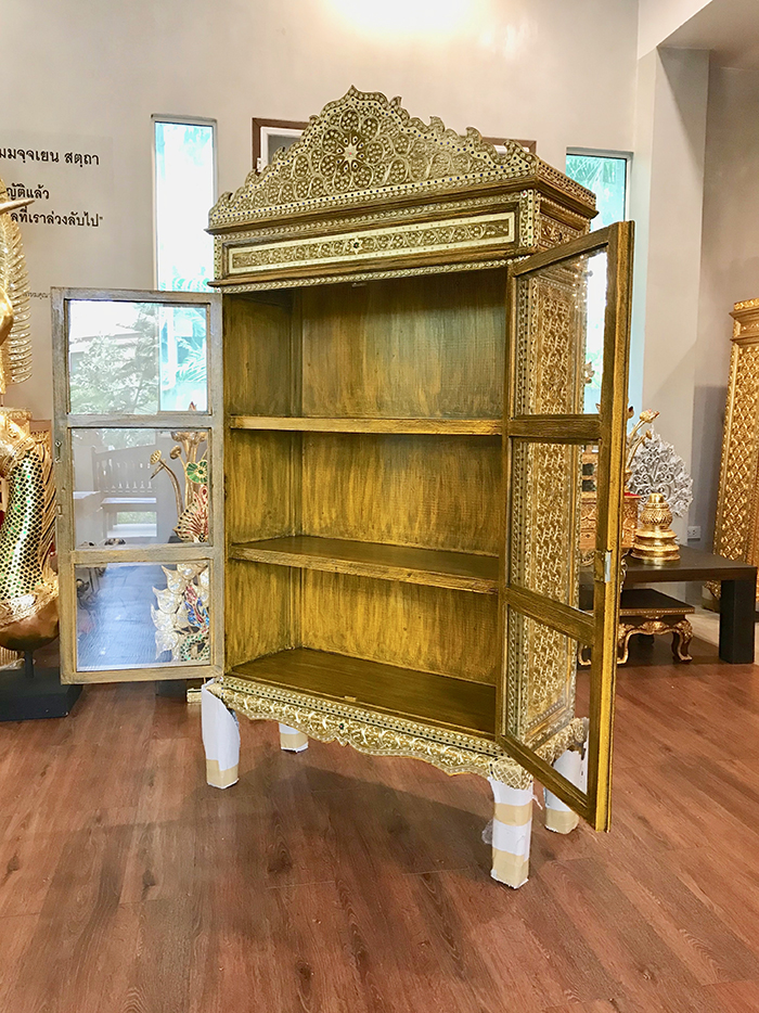 ตู้พระไตรปิฎกสีเหลือง สำหรับใส่หนังสือพระไตรปิฎก ภาษาไทย ราคา 9500
