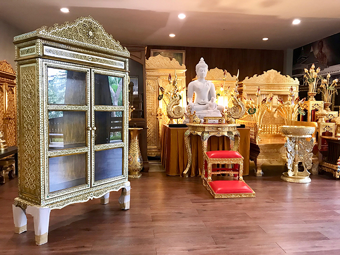 ตู้พระไตรปิฎกสีเหลือง สำหรับใส่หนังสือพระไตรปิฎก ภาษาไทย ราคา 9500
