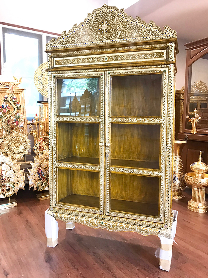 ตู้พระไตรปิฎกสีเหลือง สำหรับใส่หนังสือพระไตรปิฎก ภาษาไทย ราคา 9500
