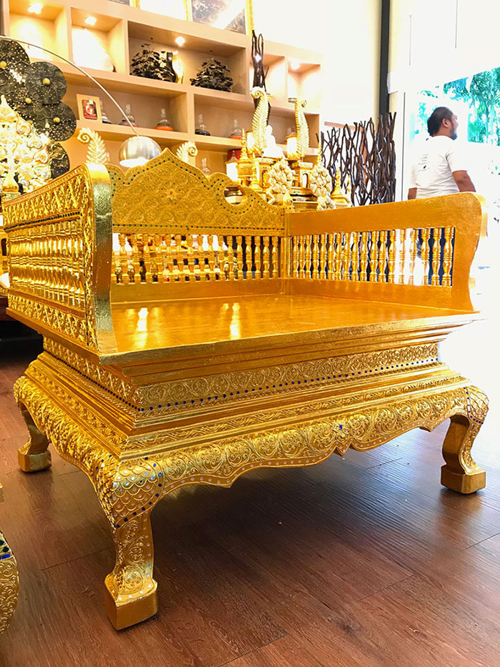 ธรรมาสน์ ไม้สักทั้งหลัง สำหรับพระเทศน์ ราคา 18,500 บาท