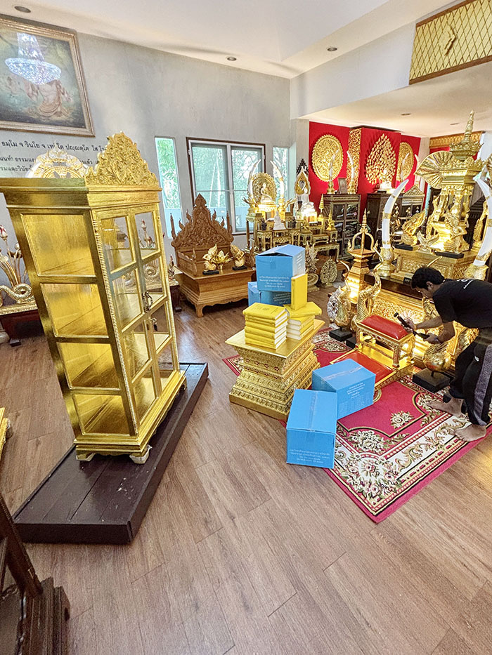 ภาพภายในอาคารศูนย์จัดส่งหนังสือพระไตรปิฎกและหนังสืออรรถกถาทั่วประเทศ